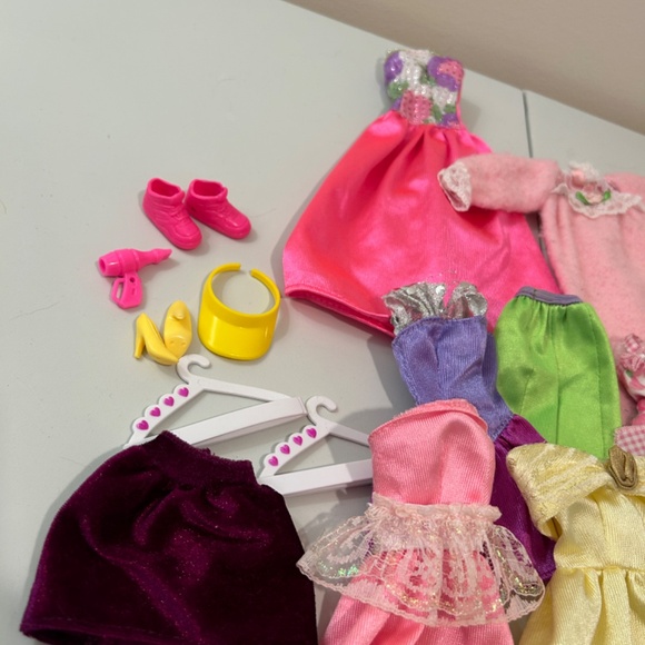 Camp Midge Barbie and Clothing - Picture 5 of 8